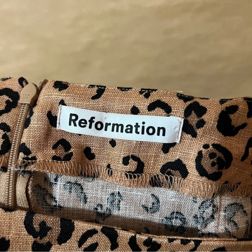 Reformation | Cady Linen Leopard Print Mini Skirt A-Line Leg Slit Cheetah Size 4